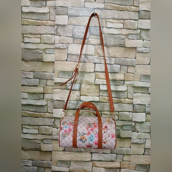 Steve Madden Handbags - Steve Madden Floral Crossbody Satchel Tote Purse Cottagecore